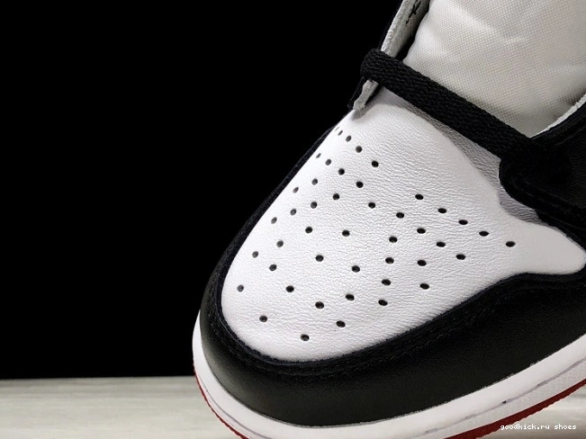 1 Toe Air Jordan Black Retro 555088-125 0711